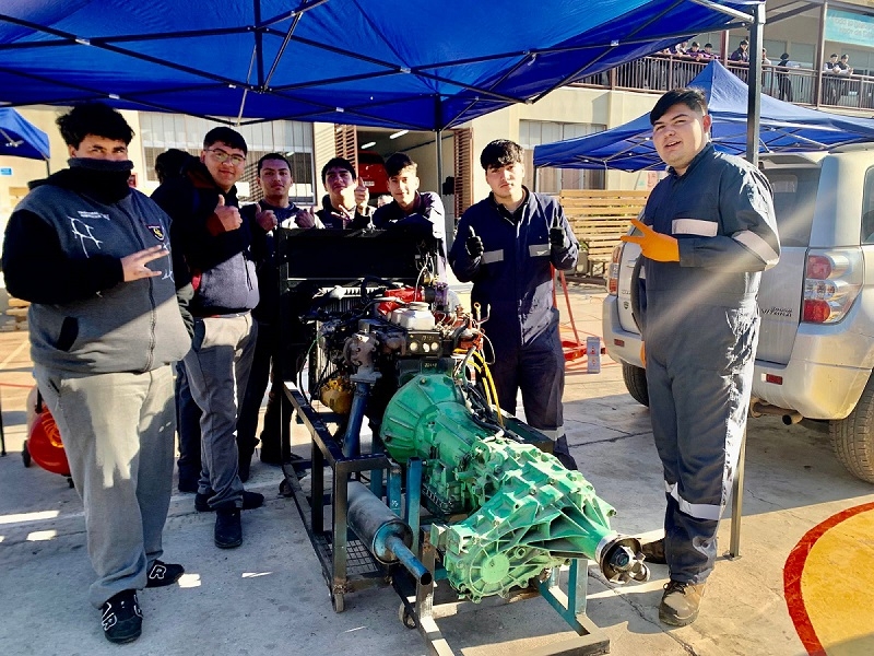 Área Técnico Profesional de la Escuela Industrial Salesianos Copiapó realiza una completa muestra del Taller de Mecánica Automotriz