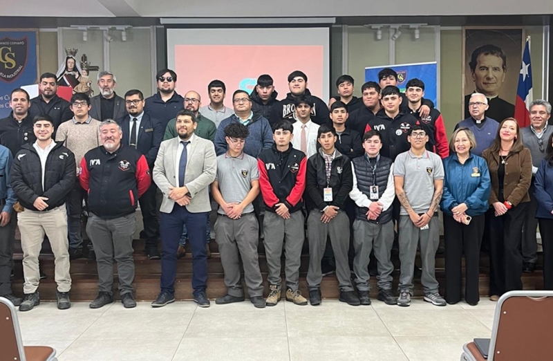 Escuela industrial Salesianos Copiapó firma convenio colaborativo con la empresa Cummins